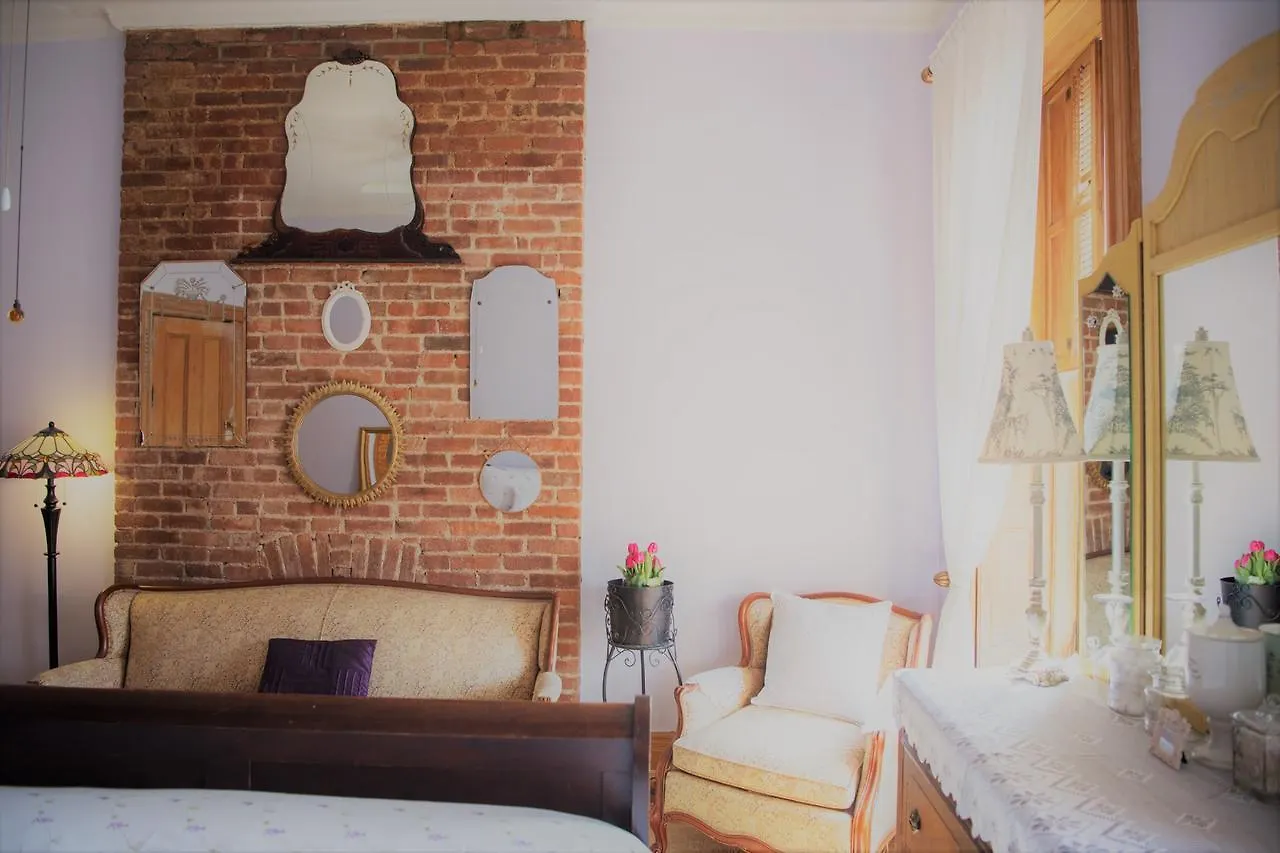 Bed and Breakfast Harlem Grand New York